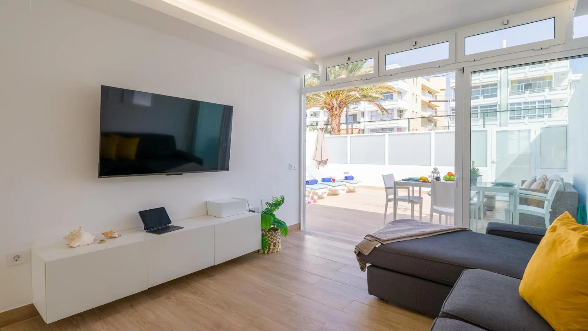 Holiday home Seaside Home Playa Del Ingles Refurbished In 2024 San Bartolome de Tirajana