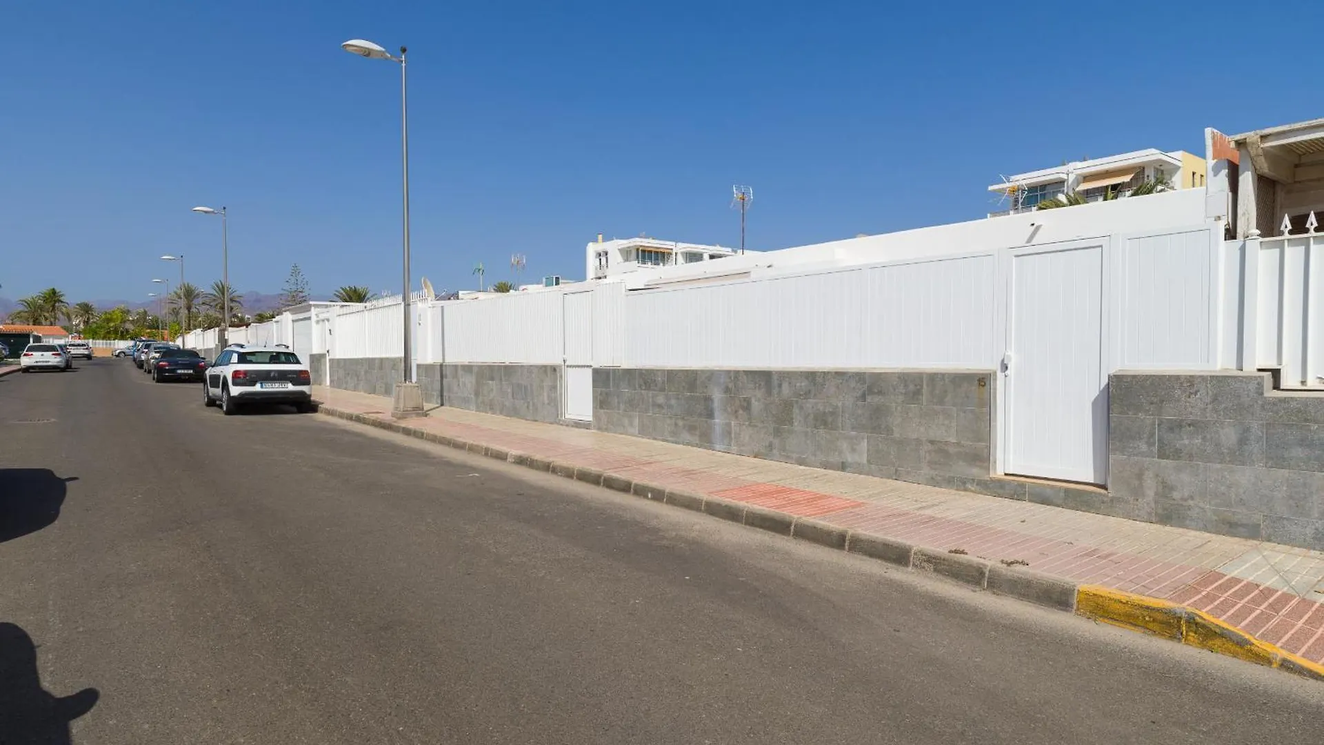 Seaside Home Playa Del Ingles Refurbished In 2024 San Bartolome de Tirajana  0*, San Bartolome de Tirajana (Gran Canaria)