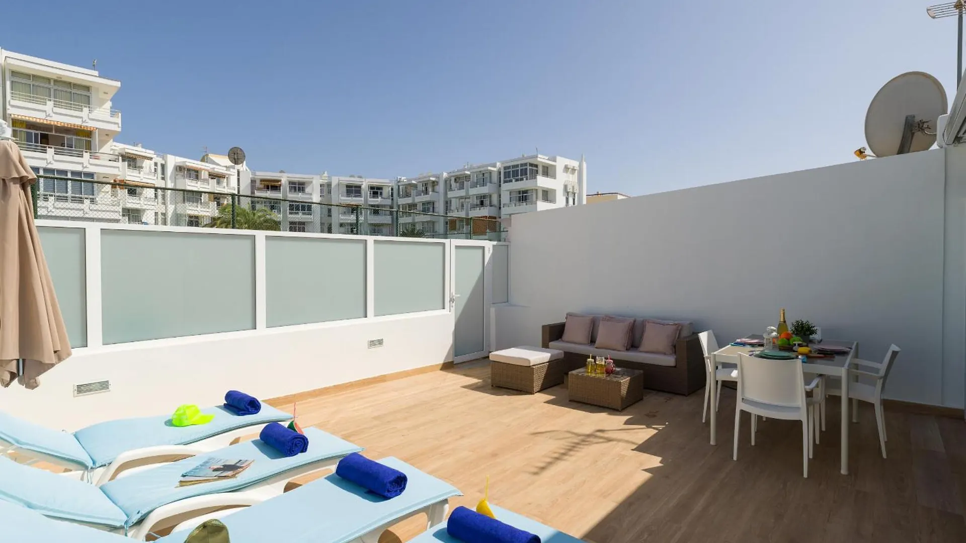 Seaside Home Playa Del Ingles Refurbished In 2024 San Bartolome de Tirajana  Holiday home